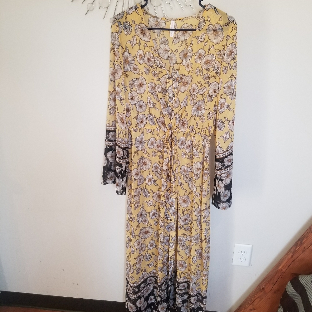 Sunflower Dress (Yellow, Black, White)'
